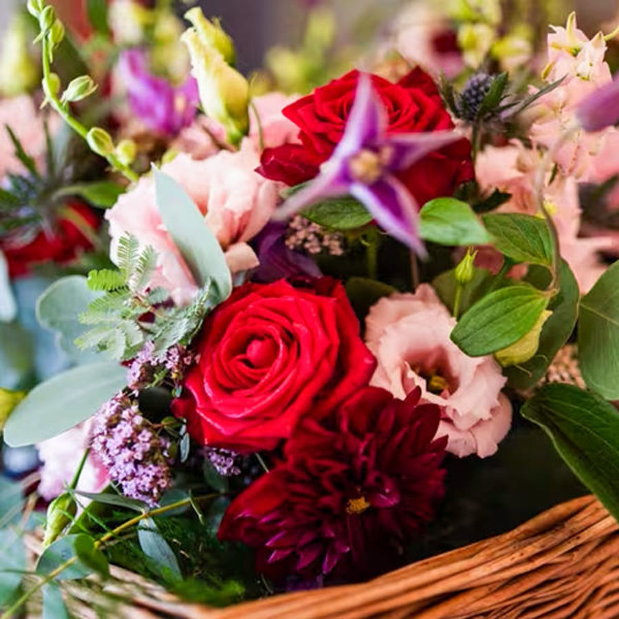 Floral Trends for 2025: What’s Blooming in the New Year